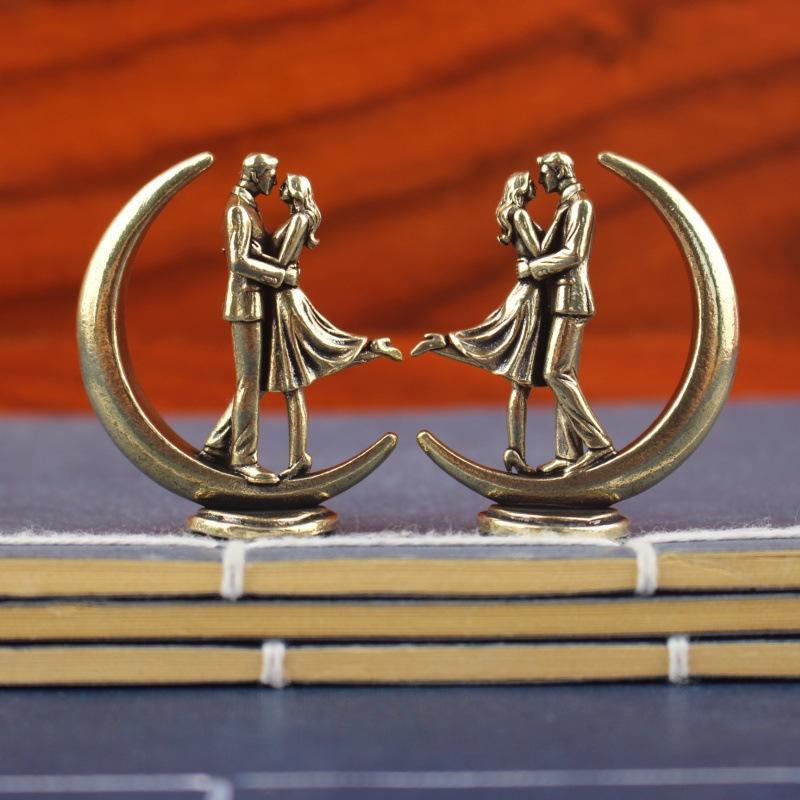 Statue de couple en laiton mas - Resin Art Coffee Table avis et prix